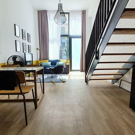 Appartement La Verriere Sur Cour #l6