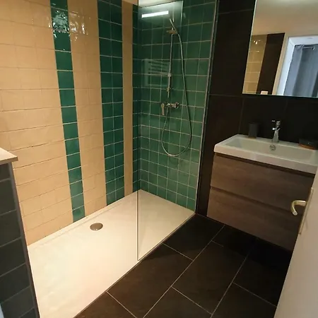 La Verriere Sur Cour #l6 Appartement *