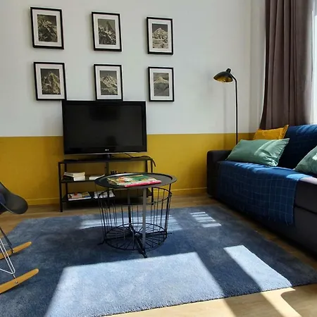La Verriere Sur Cour #l6 Appartement